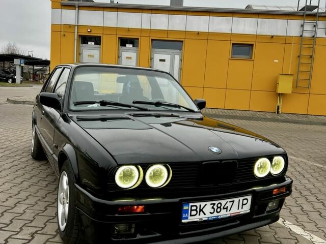 Чорний БМВ 3 Серія, об'ємом двигуна 1.8 л та пробігом 159 тис. км за 1799 $, фото 2 на Automoto.ua