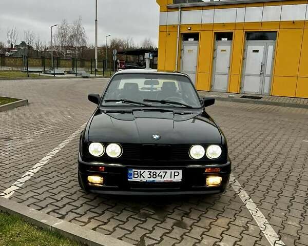 Черный БМВ 3 Серия, объемом двигателя 1.8 л и пробегом 159 тыс. км за 1799 $, фото 1 на Automoto.ua