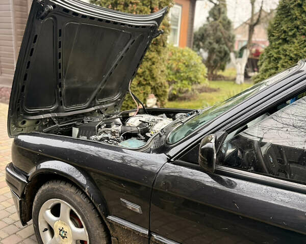 Черный БМВ 3 Серия, объемом двигателя 1.77 л и пробегом 160 тыс. км за 2450 $, фото 12 на Automoto.ua