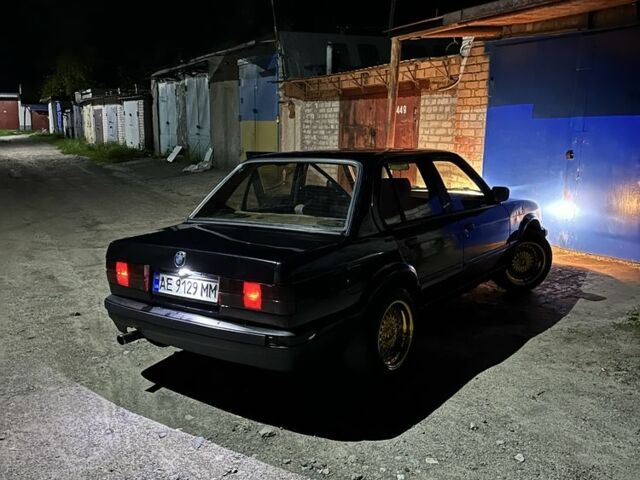 Черный БМВ 3 Серия, объемом двигателя 2 л и пробегом 1 тыс. км за 2000 $, фото 2 на Automoto.ua