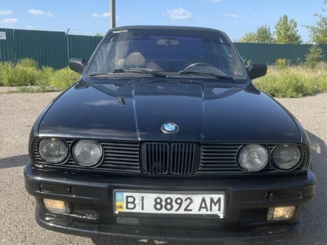 Черный БМВ 3 Серия, объемом двигателя 1.8 л и пробегом 321 тыс. км за 2300 $, фото 2 на Automoto.ua