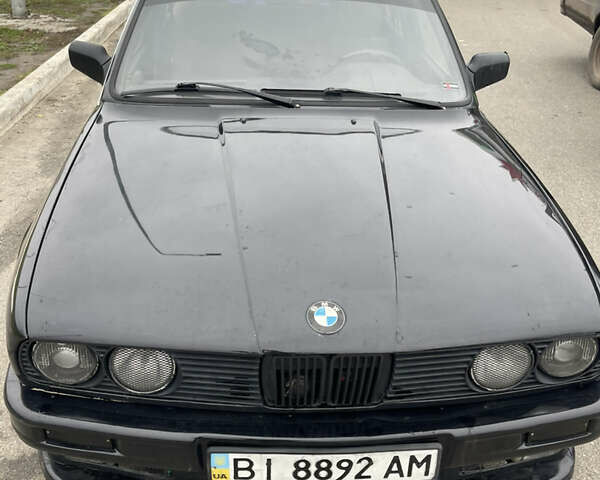 Черный БМВ 3 Серия, объемом двигателя 1.8 л и пробегом 300 тыс. км за 2400 $, фото 5 на Automoto.ua