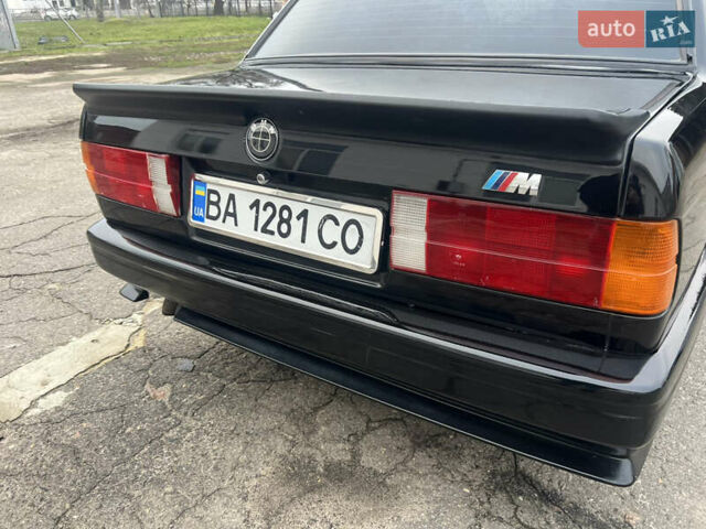 Чорний БМВ 3 Серія, об'ємом двигуна 2.4 л та пробігом 253 тис. км за 2100 $, фото 5 на Automoto.ua