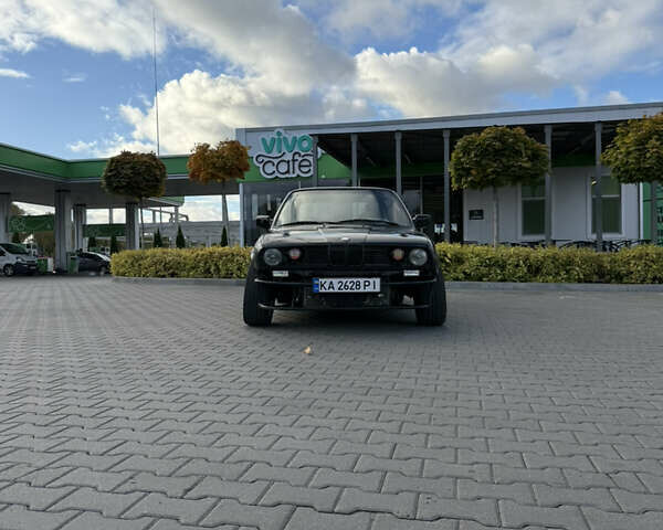 Черный БМВ 3 Серия, объемом двигателя 3.5 л и пробегом 300 тыс. км за 2900 $, фото 6 на Automoto.ua