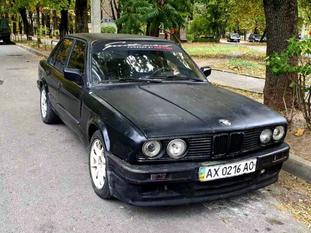 Чорний БМВ 3 Серія, об'ємом двигуна 1.8 л та пробігом 286 тис. км за 951 $, фото 1 на Automoto.ua