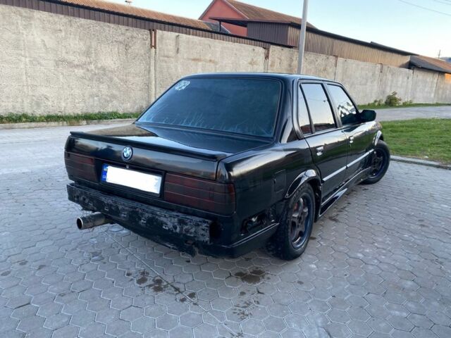 Черный БМВ 3 Серия, объемом двигателя 1.6 л и пробегом 230 тыс. км за 1300 $, фото 1 на Automoto.ua