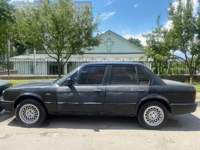 Черный БМВ 3 Серия, объемом двигателя 1.8 л и пробегом 3 тыс. км за 1015 $, фото 3 на Automoto.ua