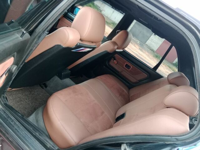 Чорний БМВ 3 Серія, об'ємом двигуна 2 л та пробігом 222 тис. км за 8500 $, фото 11 на Automoto.ua