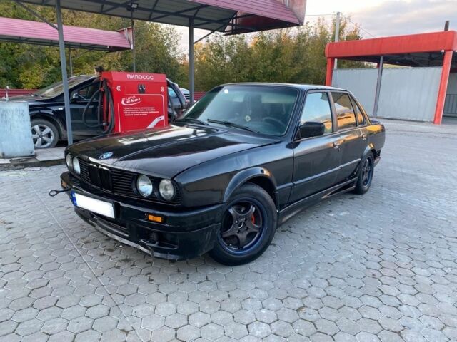 Черный БМВ 3 Серия, объемом двигателя 1.6 л и пробегом 230 тыс. км за 1300 $, фото 3 на Automoto.ua