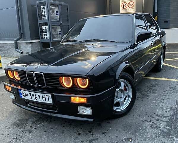 Чорний БМВ 3 Серія, об'ємом двигуна 1.8 л та пробігом 1 тис. км за 2500 $, фото 10 на Automoto.ua