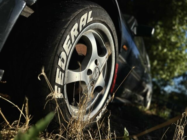 Черный БМВ 3 Серия, объемом двигателя 2.8 л и пробегом 200 тыс. км за 5000 $, фото 1 на Automoto.ua