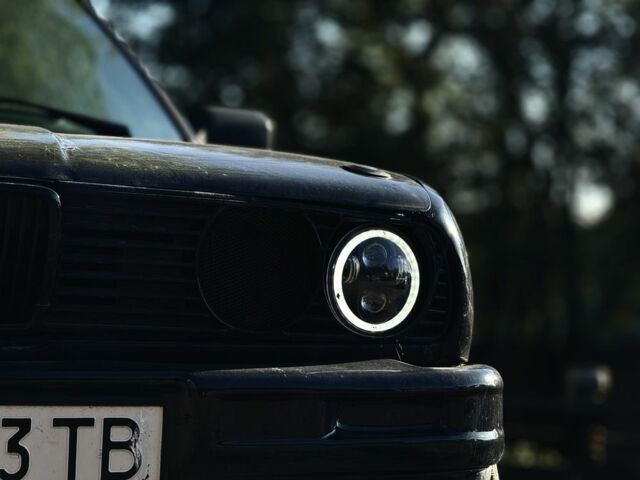 Черный БМВ 3 Серия, объемом двигателя 2.8 л и пробегом 200 тыс. км за 5000 $, фото 3 на Automoto.ua