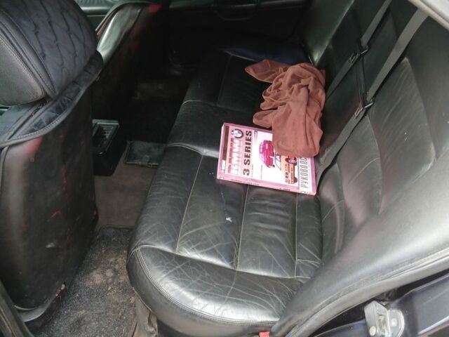 Черный БМВ 3 Серия, объемом двигателя 0 л и пробегом 529 тыс. км за 3700 $, фото 11 на Automoto.ua