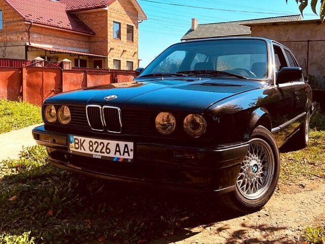 Черный БМВ 3 Серия, объемом двигателя 16 л и пробегом 200 тыс. км за 2200 $, фото 12 на Automoto.ua