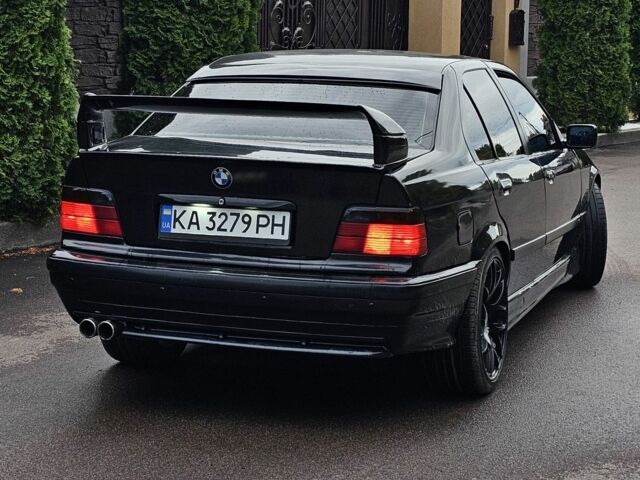 Чорний БМВ 3 Серія, об'ємом двигуна 2.5 л та пробігом 180 тис. км за 4100 $, фото 10 на Automoto.ua