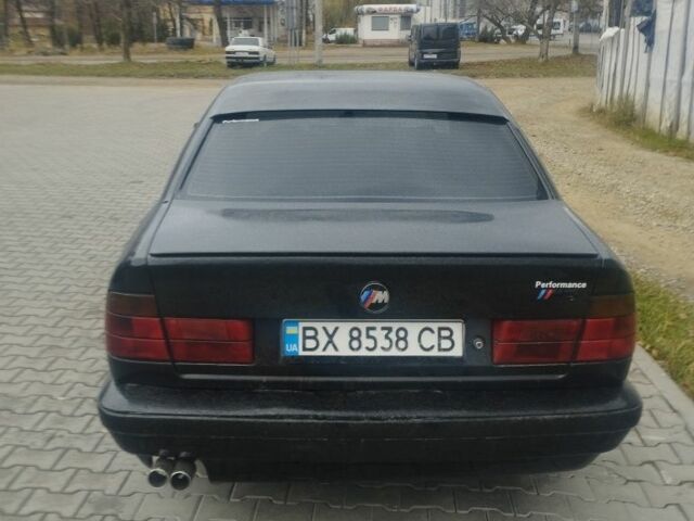 Черный БМВ 3 Серия, объемом двигателя 2 л и пробегом 640 тыс. км за 2500 $, фото 1 на Automoto.ua