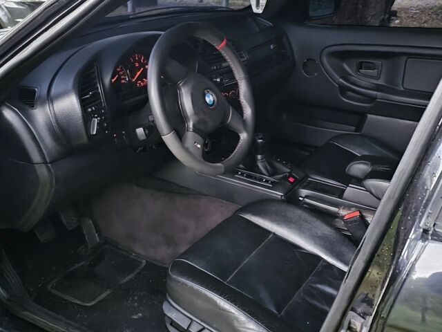 Чорний БМВ 3 Серія, об'ємом двигуна 2.5 л та пробігом 180 тис. км за 4100 $, фото 12 на Automoto.ua