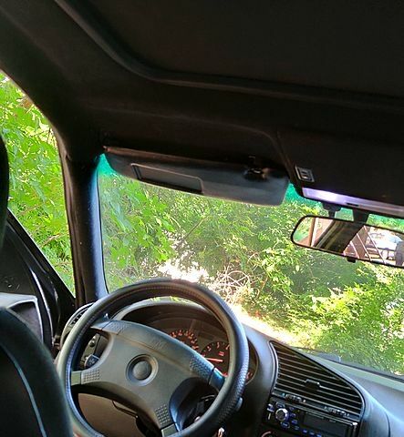 Черный БМВ 3 Серия, объемом двигателя 1.8 л и пробегом 416 тыс. км за 3300 $, фото 7 на Automoto.ua