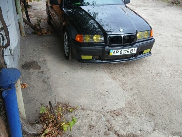 Черный БМВ 3 Серия, объемом двигателя 0 л и пробегом 529 тыс. км за 3700 $, фото 8 на Automoto.ua