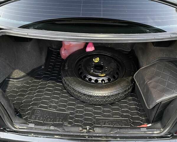 Чорний БМВ 3 Серія, об'ємом двигуна 1.6 л та пробігом 390 тис. км за 3350 $, фото 18 на Automoto.ua