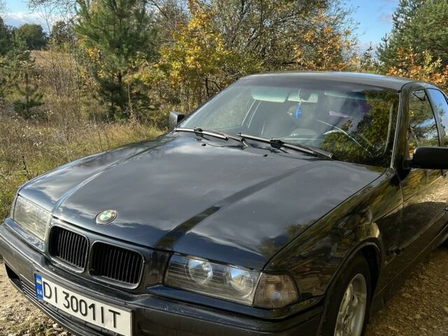 Чорний БМВ 3 Серія, об'ємом двигуна 1.8 л та пробігом 40 тис. км за 2200 $, фото 1 на Automoto.ua