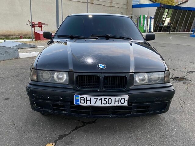 Чорний БМВ 3 Серія, об'ємом двигуна 1.6 л та пробігом 390 тис. км за 3350 $, фото 2 на Automoto.ua