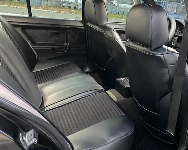 Чорний БМВ 3 Серія, об'ємом двигуна 1.6 л та пробігом 390 тис. км за 3350 $, фото 12 на Automoto.ua