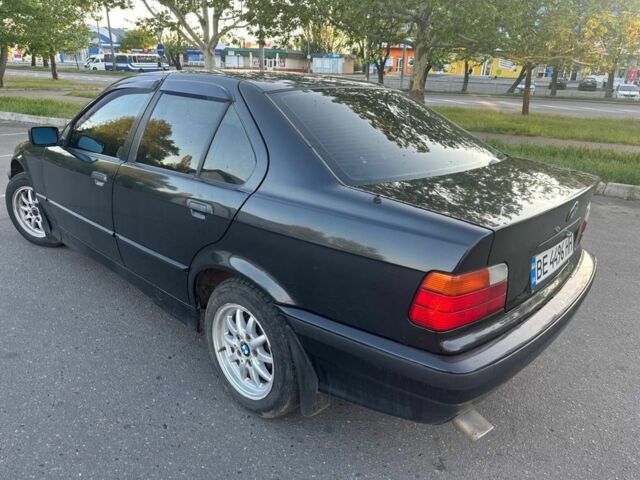 Чорний БМВ 3 Серія, об'ємом двигуна 1.6 л та пробігом 288 тис. км за 2750 $, фото 4 на Automoto.ua