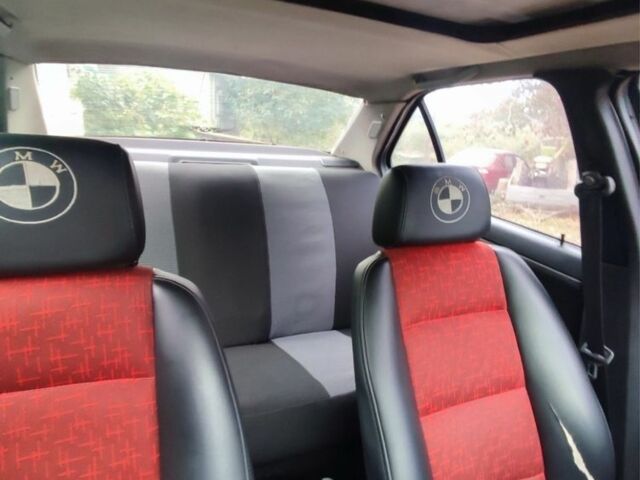 Черный БМВ 3 Серия, объемом двигателя 1.6 л и пробегом 3 тыс. км за 3064 $, фото 6 на Automoto.ua