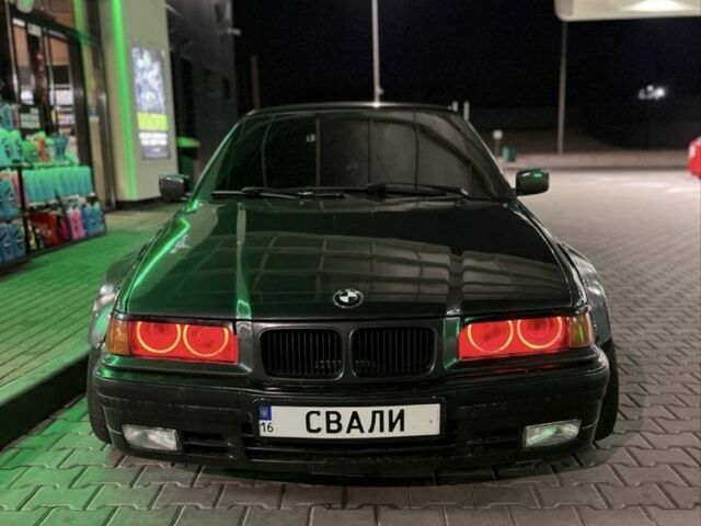 Черный БМВ 3 Серия, объемом двигателя 2 л и пробегом 250 тыс. км за 3500 $, фото 1 на Automoto.ua