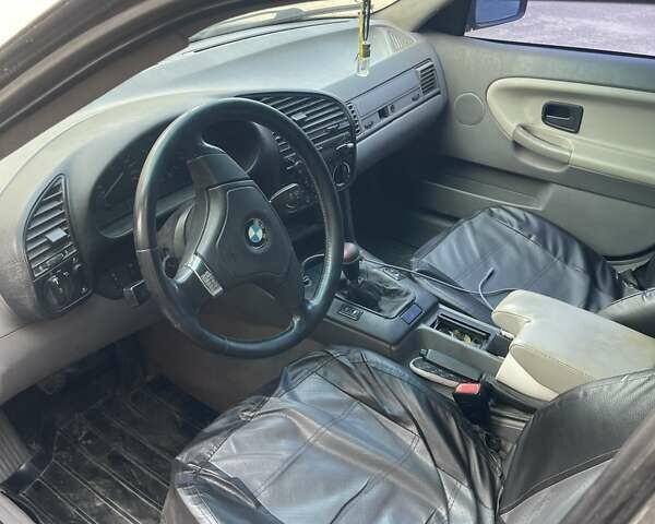 Черный БМВ 3 Серия, объемом двигателя 1.8 л и пробегом 280 тыс. км за 2500 $, фото 4 на Automoto.ua