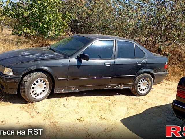 Чорний БМВ 3 Серія, об'ємом двигуна 1.6 л та пробігом 0 тис. км за 1500 $, фото 4 на Automoto.ua