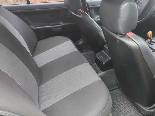 Черный БМВ 3 Серия, объемом двигателя 1.6 л и пробегом 3 тыс. км за 3064 $, фото 4 на Automoto.ua