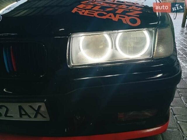 Черный БМВ 3 Серия, объемом двигателя 2.5 л и пробегом 400 тыс. км за 3906 $, фото 2 на Automoto.ua