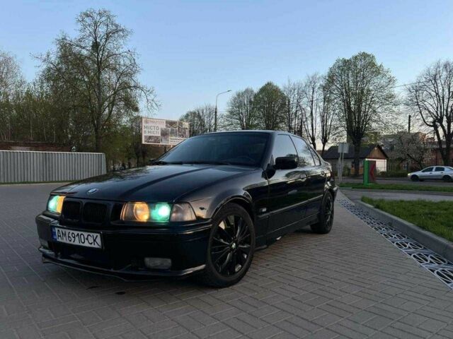 Черный БМВ 3 Серия, объемом двигателя 2.5 л и пробегом 453 тыс. км за 3300 $, фото 1 на Automoto.ua