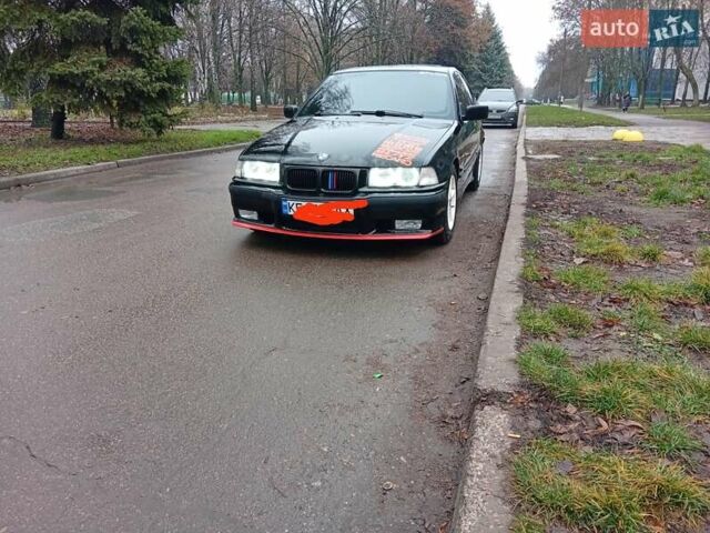 Черный БМВ 3 Серия, объемом двигателя 2.5 л и пробегом 400 тыс. км за 3906 $, фото 13 на Automoto.ua