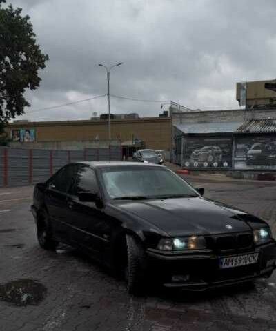 Черный БМВ 3 Серия, объемом двигателя 2.5 л и пробегом 453 тыс. км за 3300 $, фото 10 на Automoto.ua