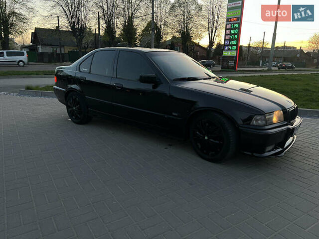 Чорний БМВ 3 Серія, об'ємом двигуна 2.49 л та пробігом 452 тис. км за 3800 $, фото 3 на Automoto.ua