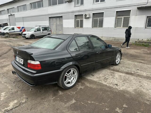 Черный БМВ 3 Серия, объемом двигателя 2.5 л и пробегом 390 тыс. км за 3600 $, фото 9 на Automoto.ua