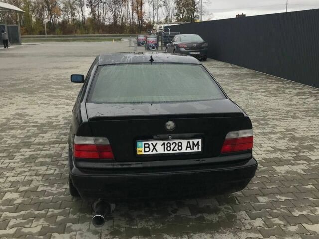 Чорний БМВ 3 Серія, об'ємом двигуна 2 л та пробігом 360 тис. км за 2550 $, фото 2 на Automoto.ua