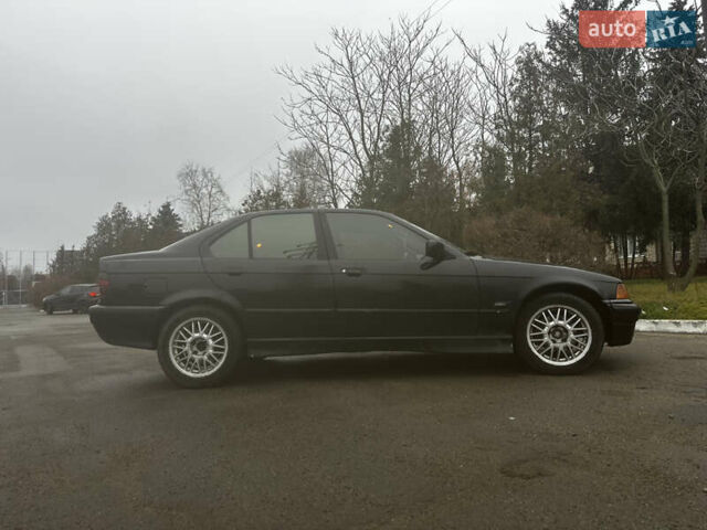 Черный БМВ 3 Серия, объемом двигателя 2 л и пробегом 435 тыс. км за 1600 $, фото 2 на Automoto.ua