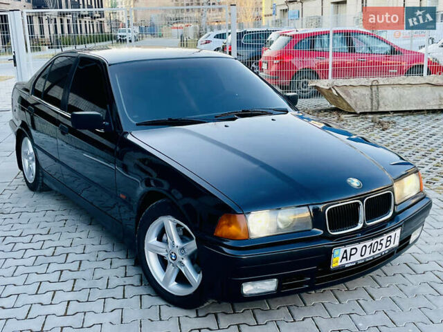 Черный БМВ 3 Серия, объемом двигателя 1.8 л и пробегом 250 тыс. км за 2850 $, фото 32 на Automoto.ua