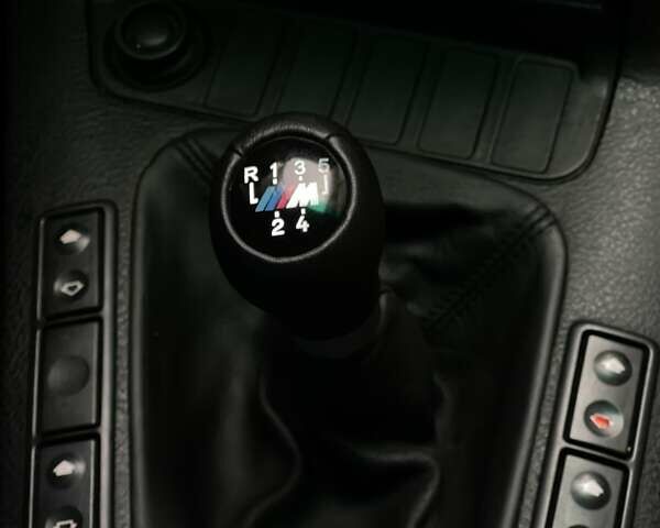 Черный БМВ 3 Серия, объемом двигателя 1.99 л и пробегом 270 тыс. км за 5225 $, фото 49 на Automoto.ua