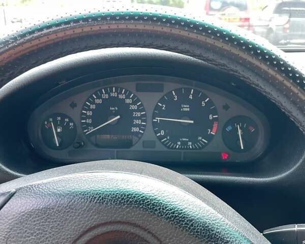 Черный БМВ 3 Серия, объемом двигателя 2 л и пробегом 510 тыс. км за 4600 $, фото 14 на Automoto.ua