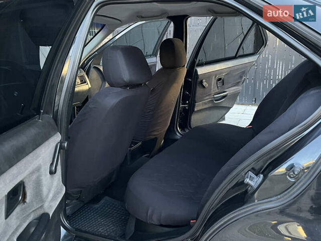 Черный БМВ 3 Серия, объемом двигателя 1.8 л и пробегом 250 тыс. км за 2850 $, фото 26 на Automoto.ua