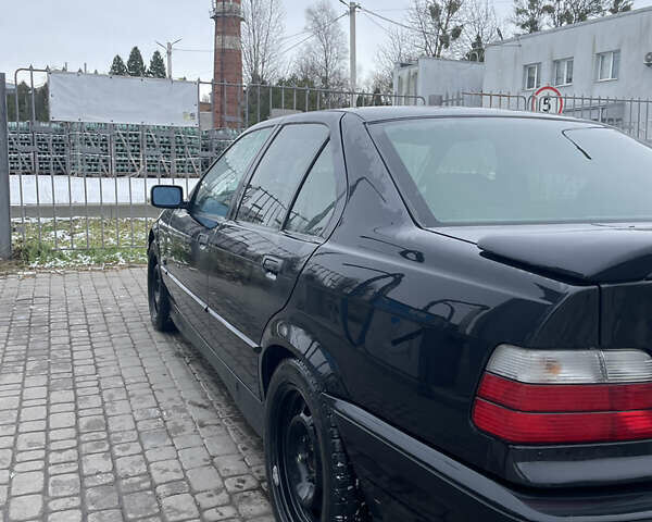 Черный БМВ 3 Серия, объемом двигателя 1.99 л и пробегом 245 тыс. км за 5200 $, фото 8 на Automoto.ua