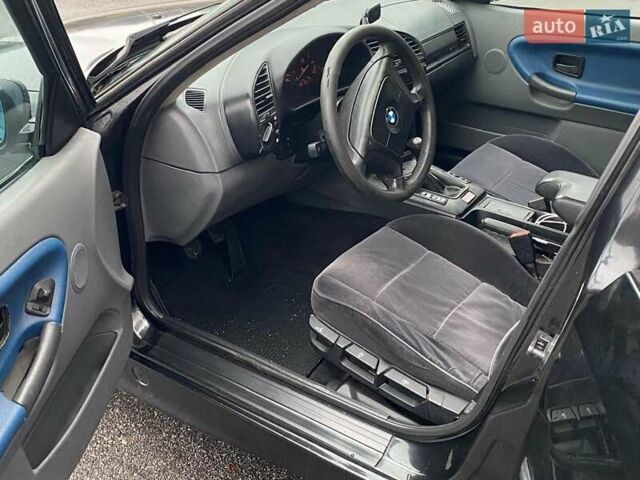 Черный БМВ 3 Серия, объемом двигателя 1.99 л и пробегом 420 тыс. км за 3300 $, фото 11 на Automoto.ua