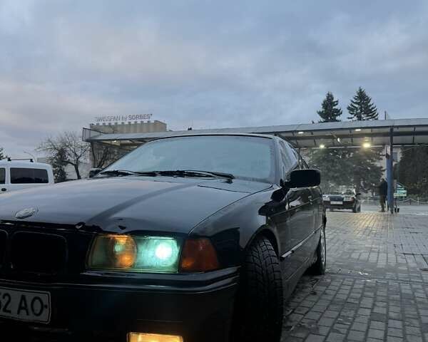 Черный БМВ 3 Серия, объемом двигателя 2 л и пробегом 500 тыс. км за 1350 $, фото 6 на Automoto.ua