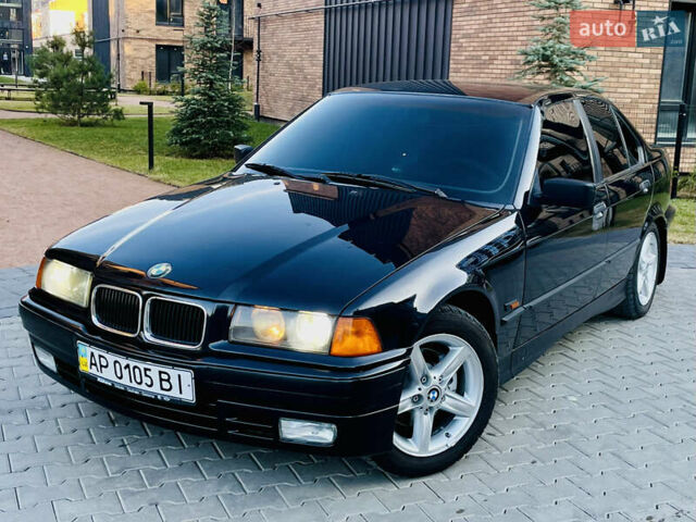 Черный БМВ 3 Серия, объемом двигателя 1.8 л и пробегом 250 тыс. км за 2850 $, фото 10 на Automoto.ua