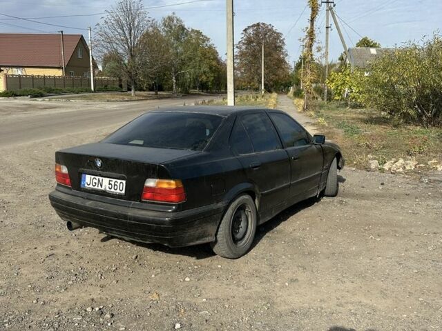Черный БМВ 3 Серия, объемом двигателя 0 л и пробегом 420 тыс. км за 840 $, фото 6 на Automoto.ua